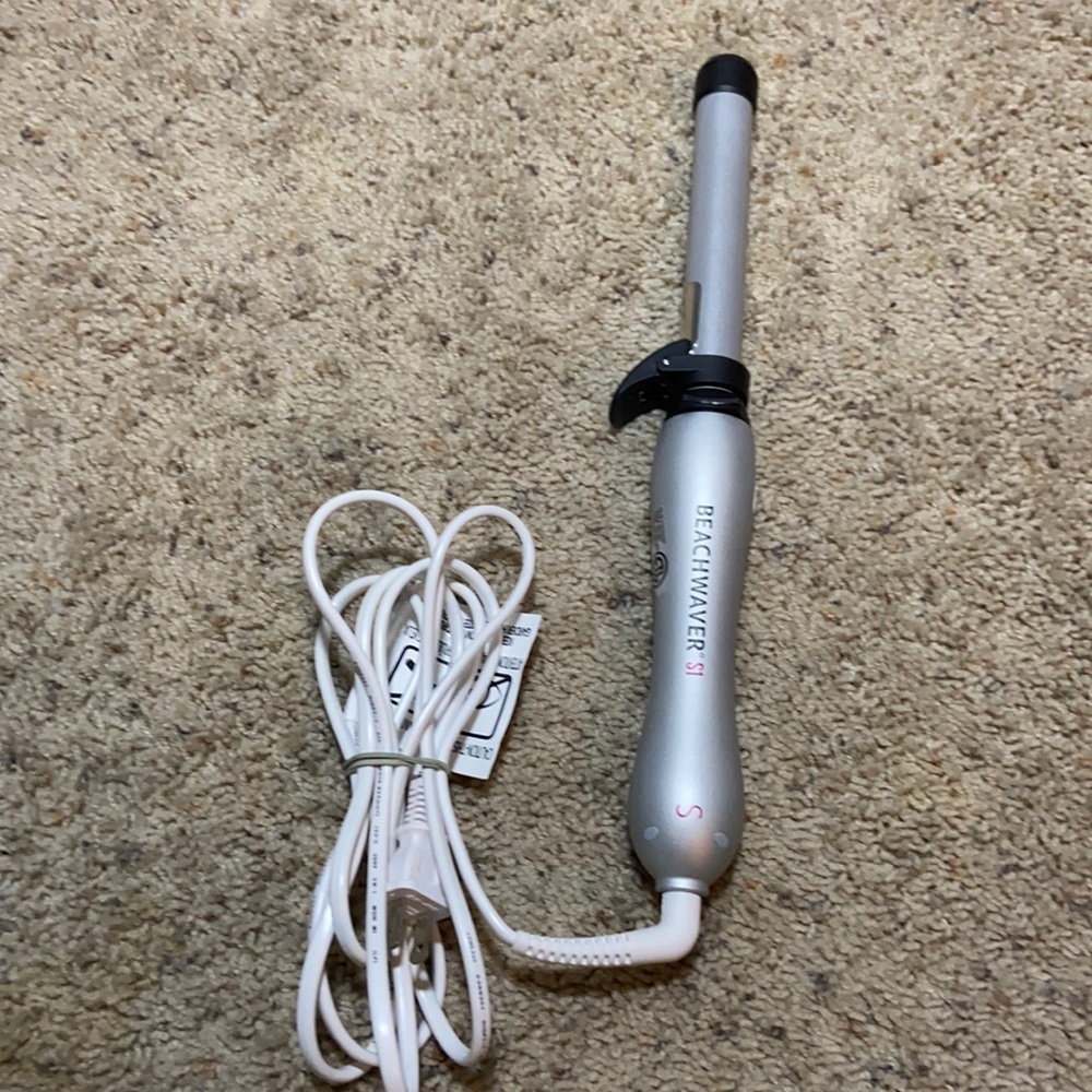 Beachwaver S1 rotating curling iron